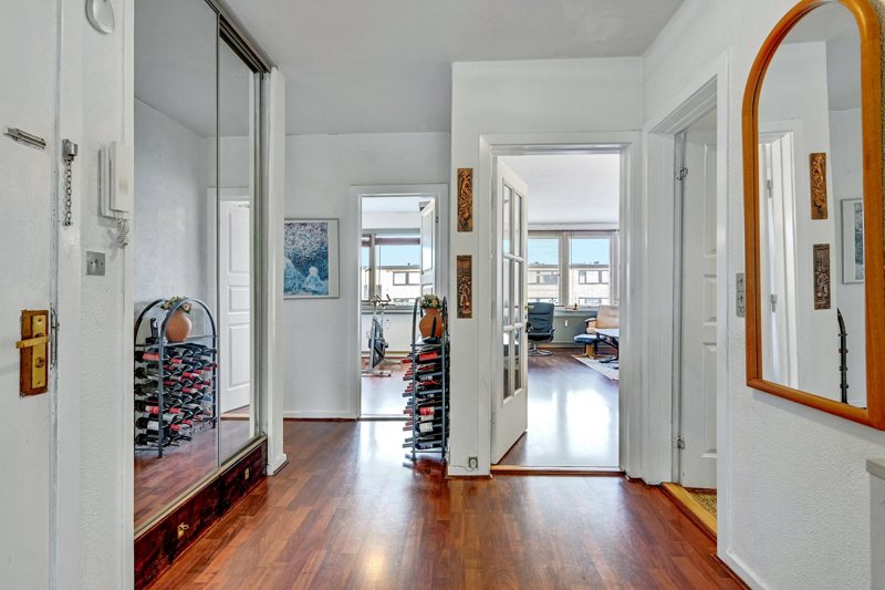 Property image number 8