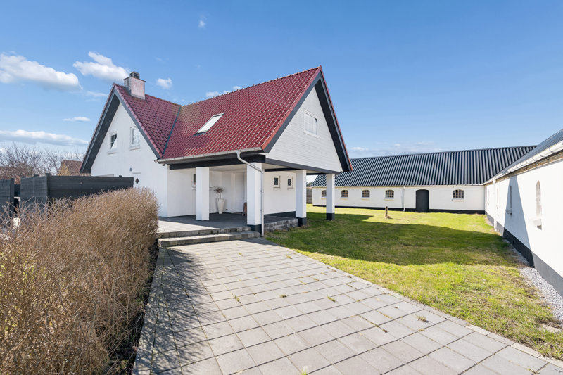 Property image number 2