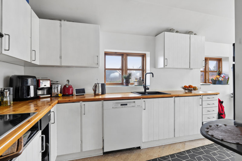 Property image number 8