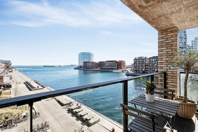 Unik 105m2 udsigts lejlighed med direkte udsigt til Øresund fra alle rum