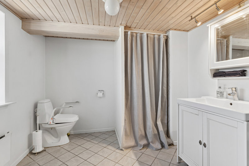 Property image number 8