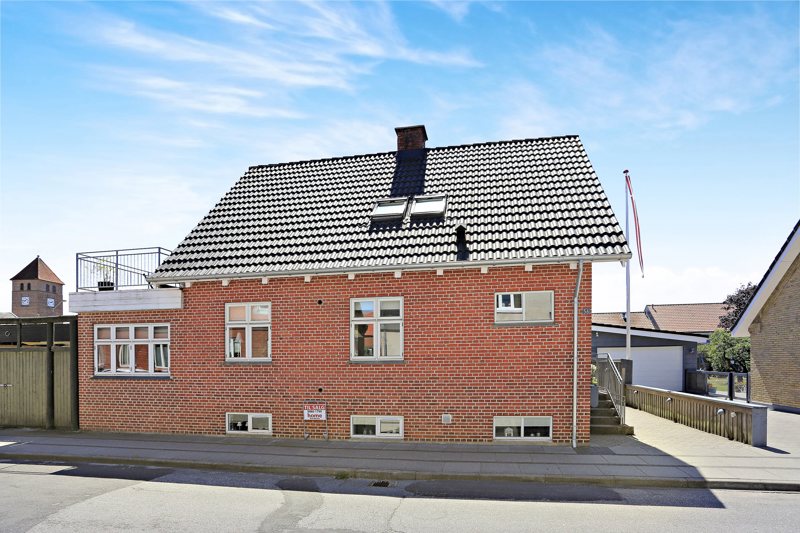 Property image number 2