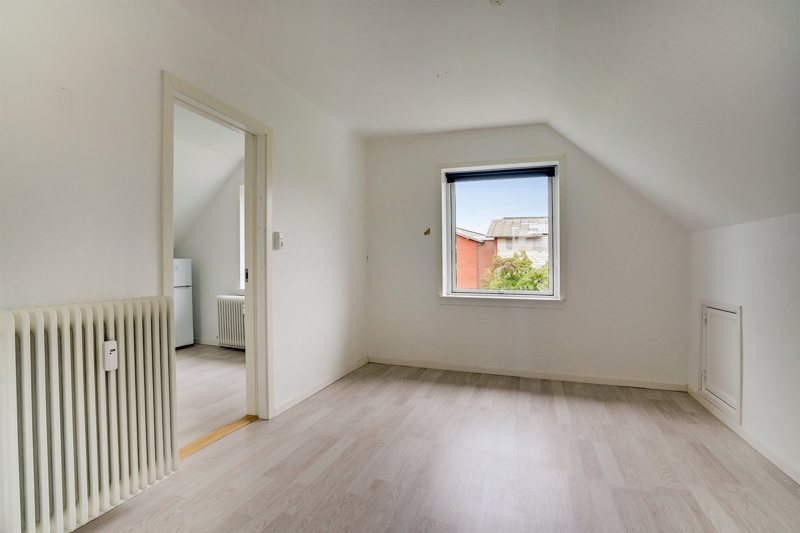Property image number 8