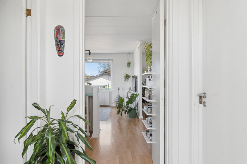 toggle-gallery-image