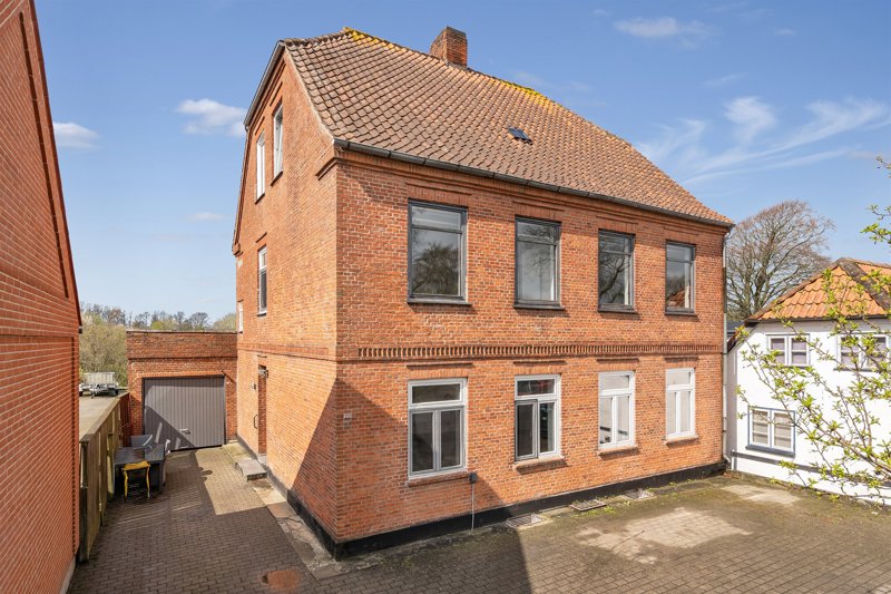 Property image number 1