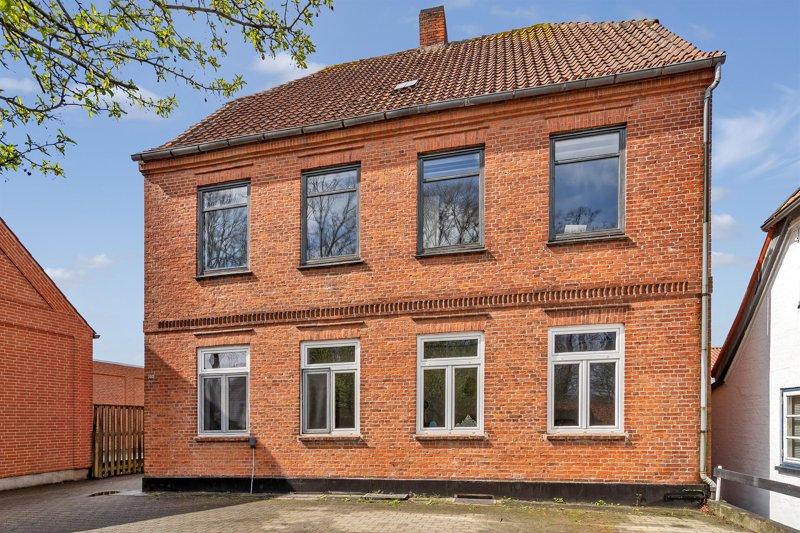 Property image number 2