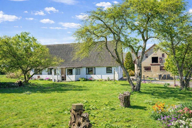 Property image number 2