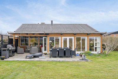 Gennemført og super velindrettet etplansvilla i Viften!