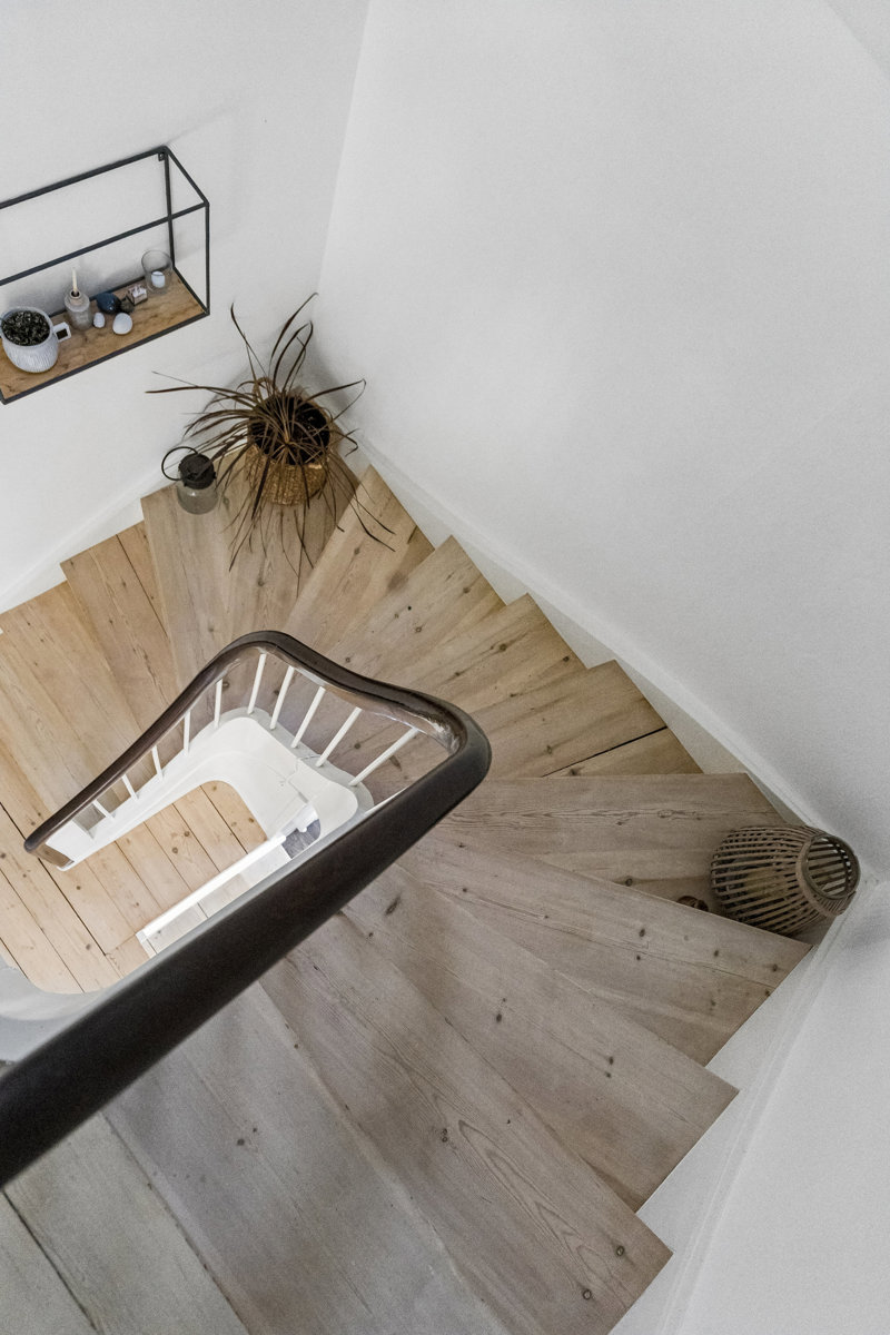 toggle-gallery-image