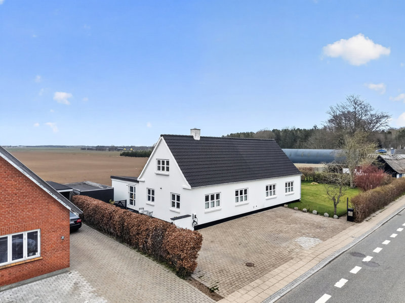 Property image number 3