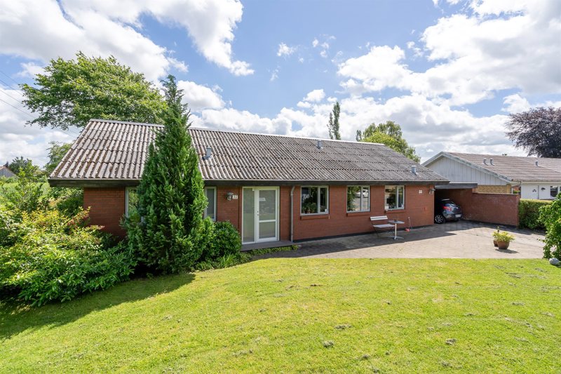 Property image number 2