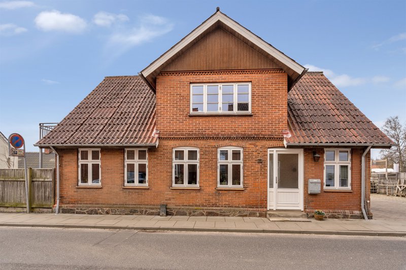 Property image number 2