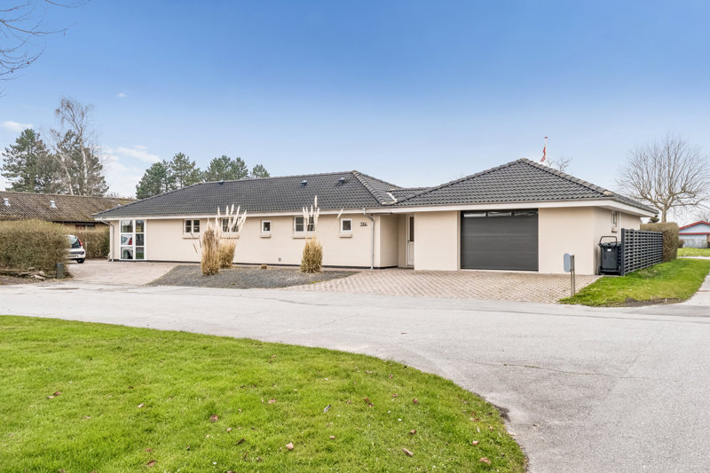 Property image number 2