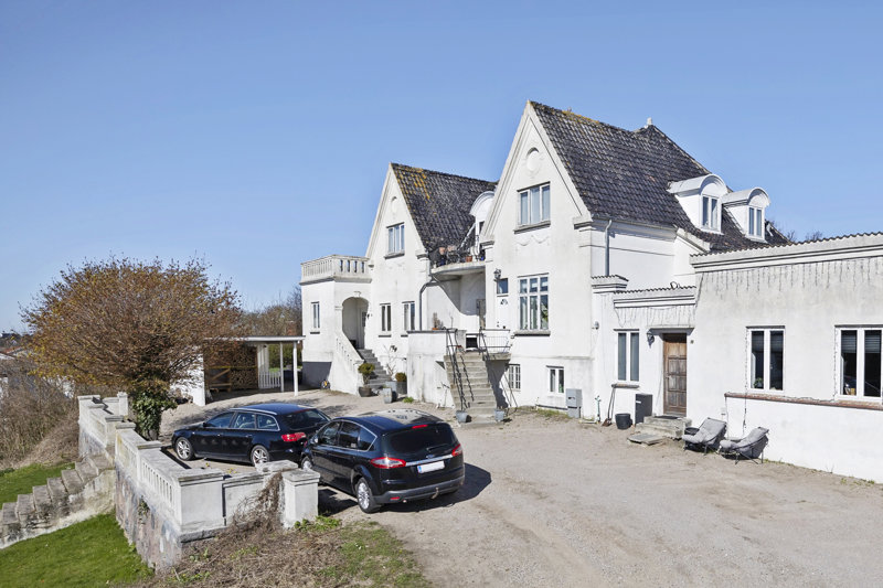 Property image number 2