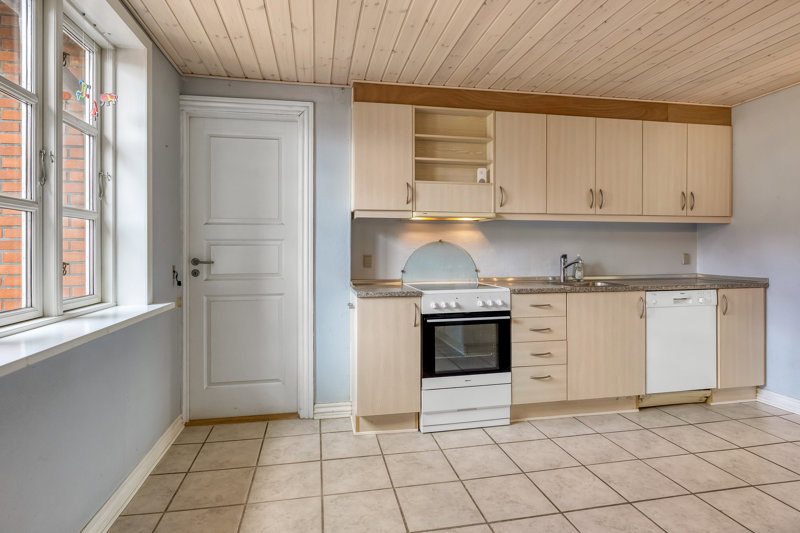 Property image number 2