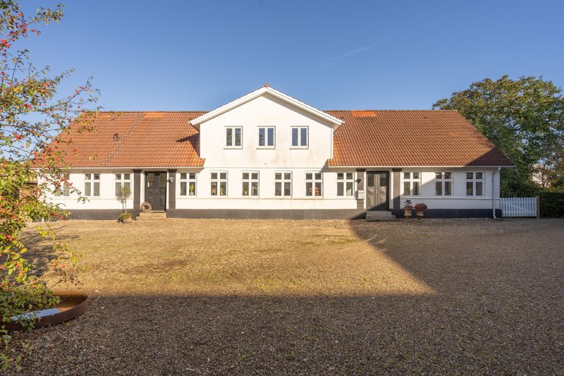 Property image number 2