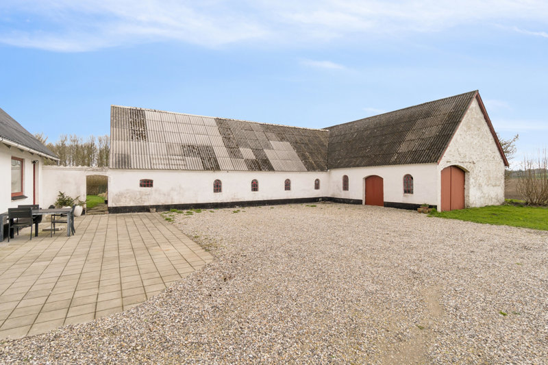 Property image number 2