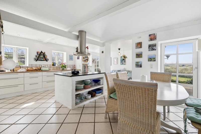 Property image number 8