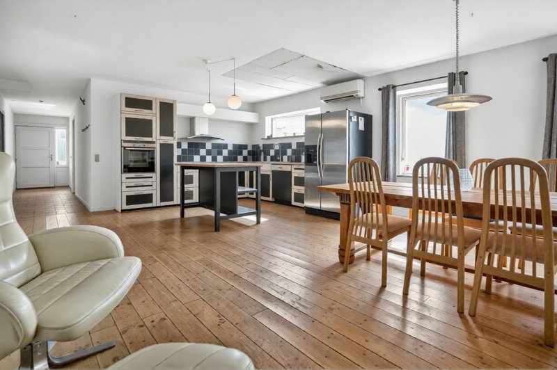 Property image number 4