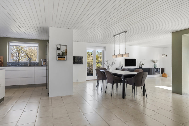 Property image number 8