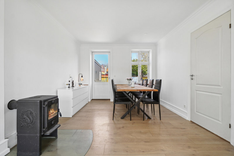 Property image number 8