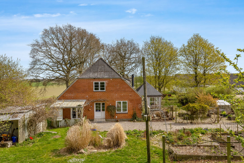 Property image number 2