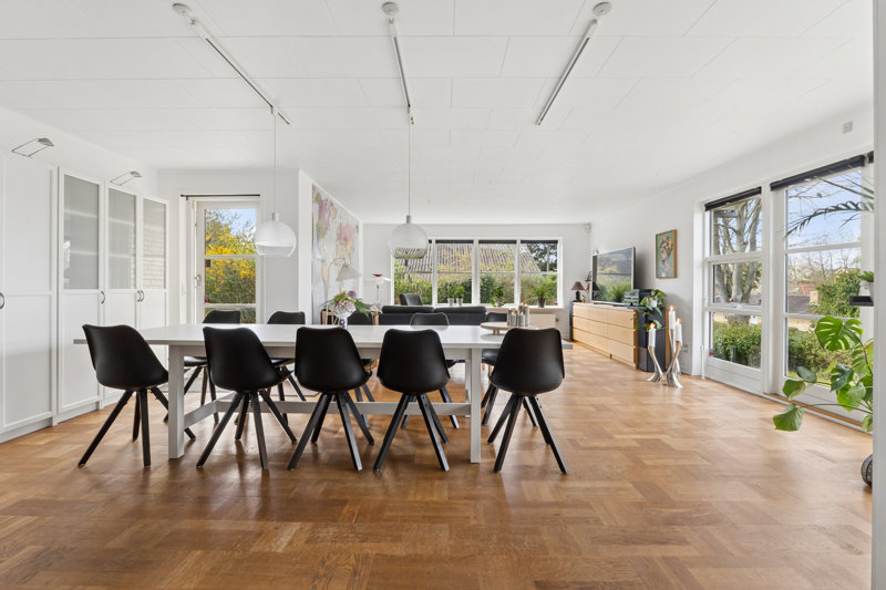 Property image number 8