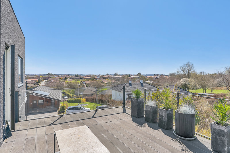 Property image number 2