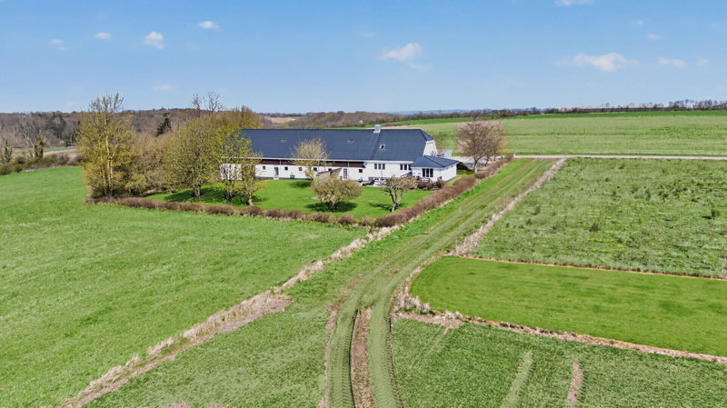 Property image number 2