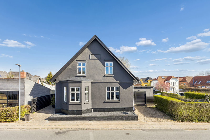 Property image number 2