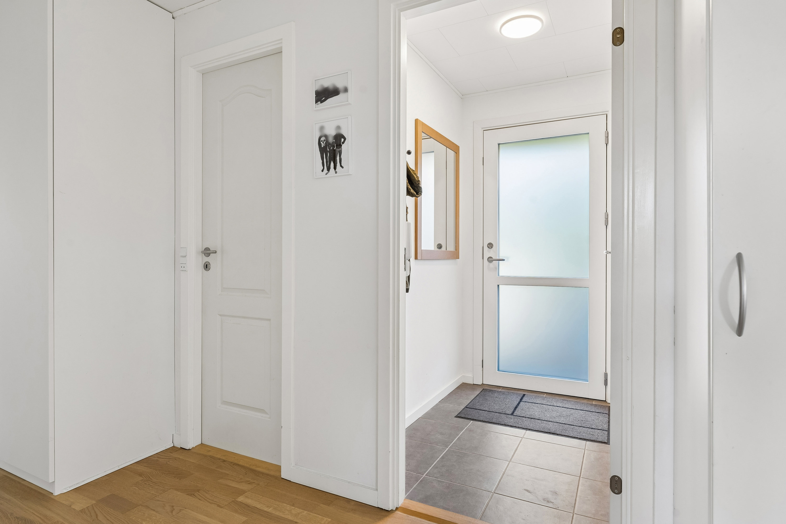 Velholdt og løbende moderniseret villa i rolige og naturskønne omgivelser - Bild 4