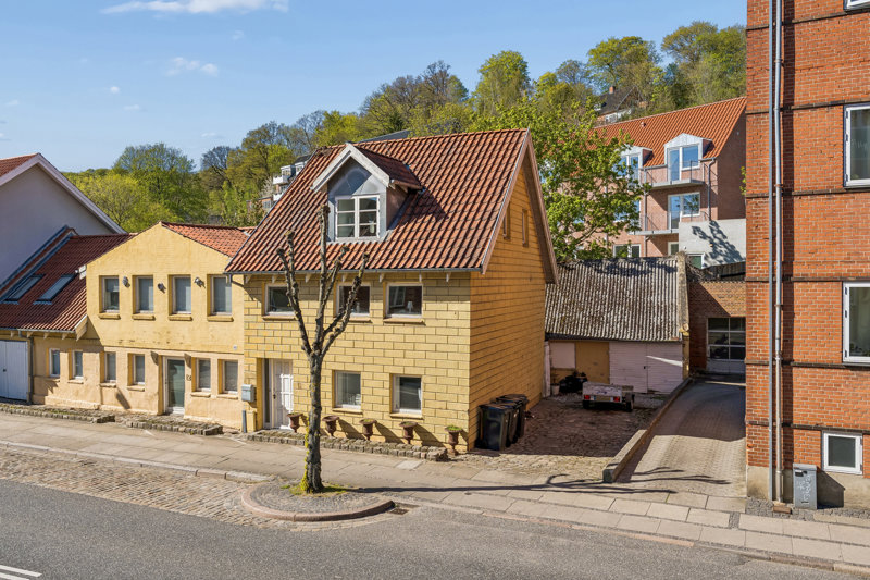 Property image number 2