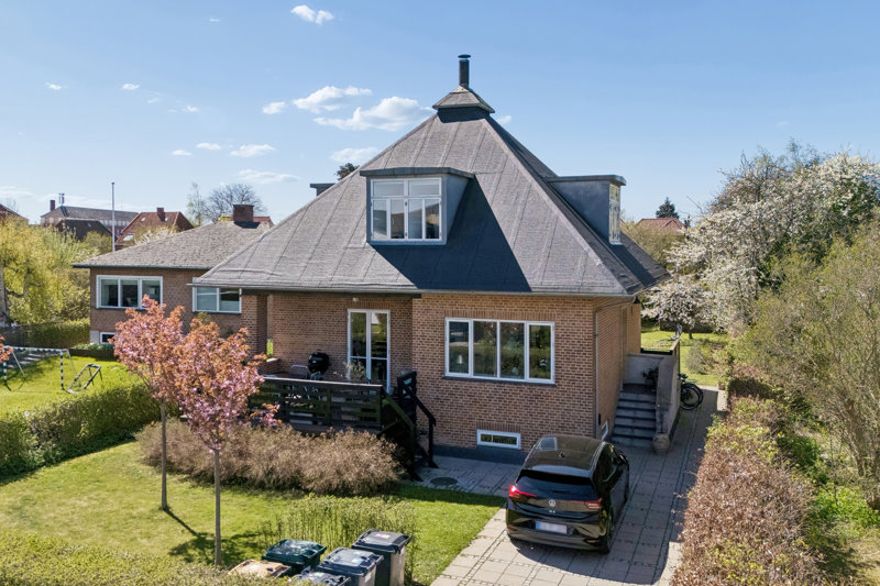 Property image number 2