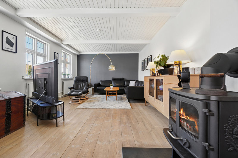 Property image number 8