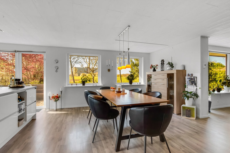 Property image number 8