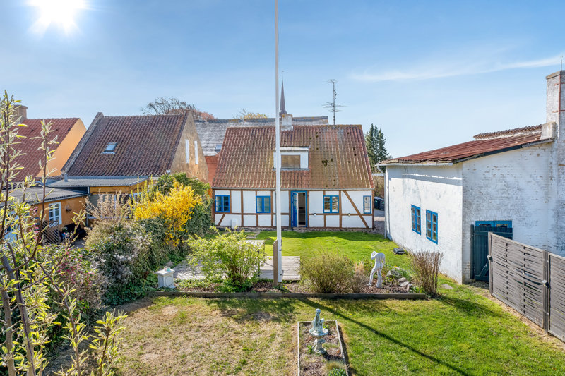 Property image number 2