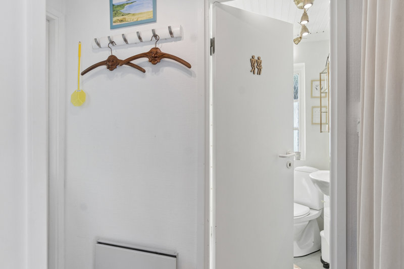toggle-gallery-image
