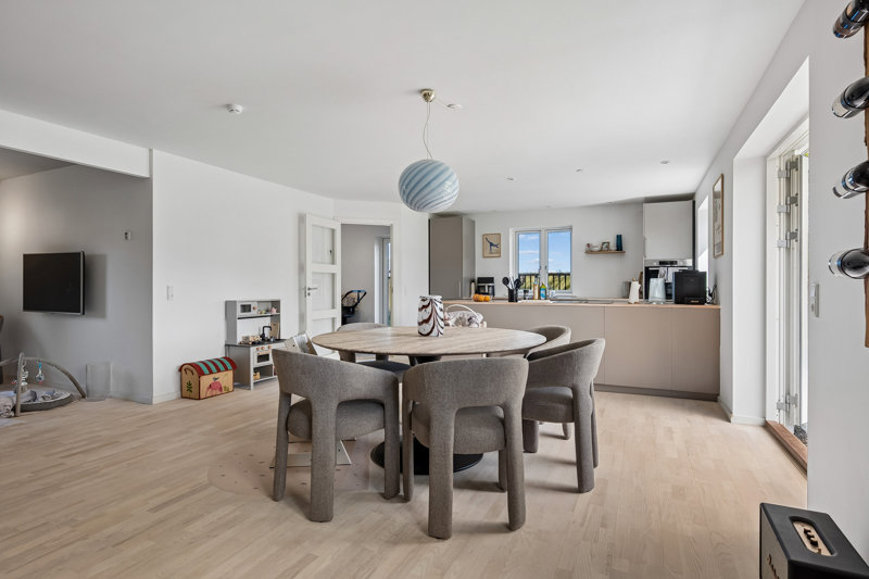 Property image number 8
