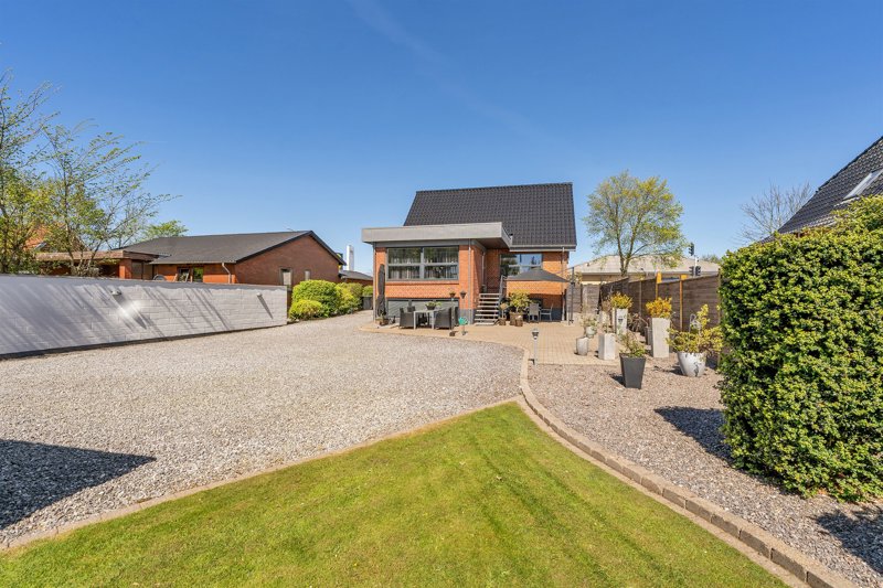 Property image number 2