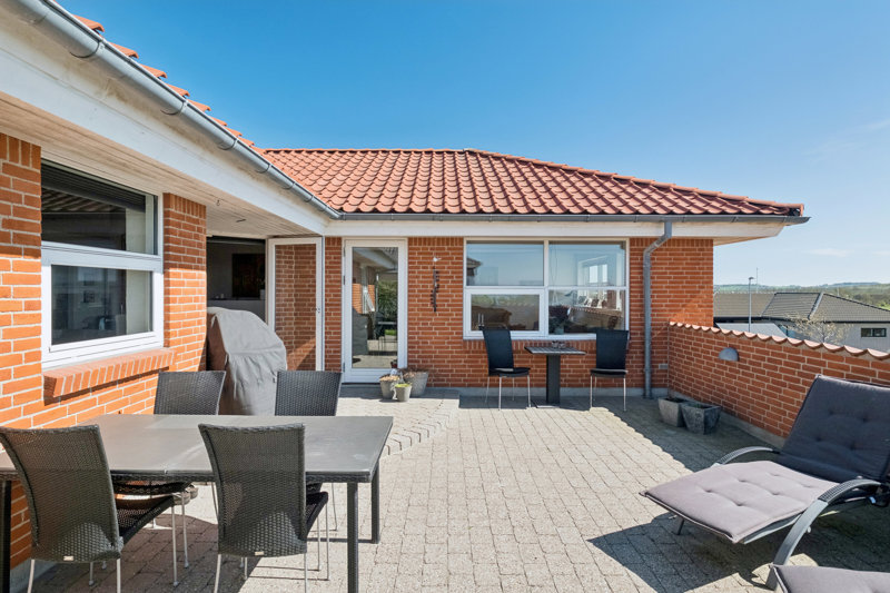 Property image number 2