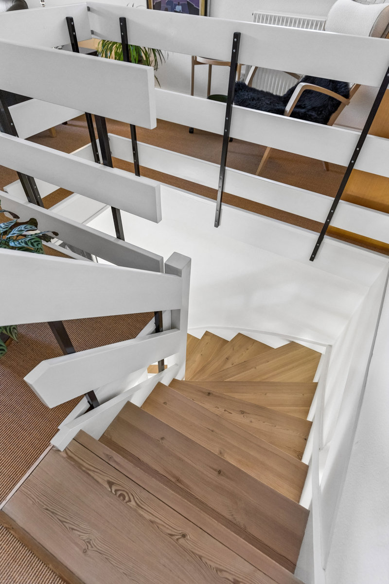 toggle-gallery-image