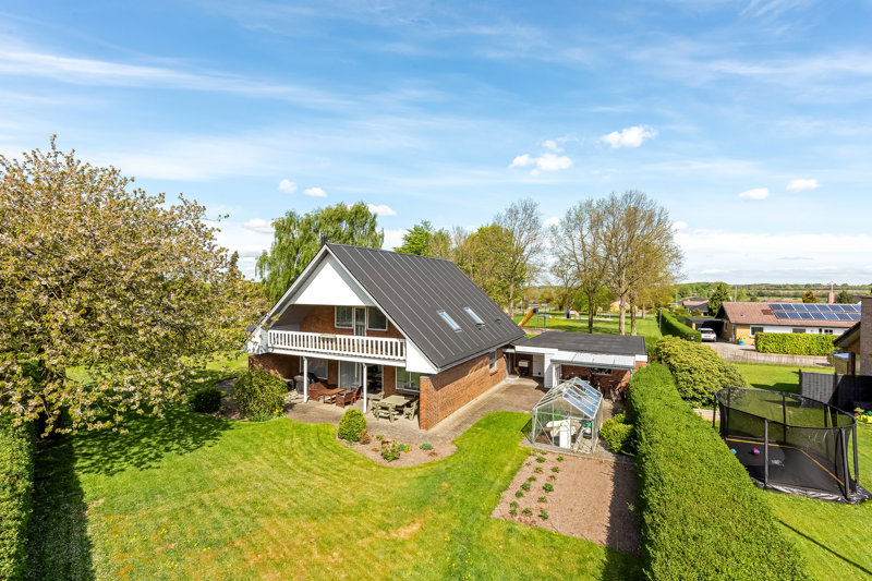 Property image number 2