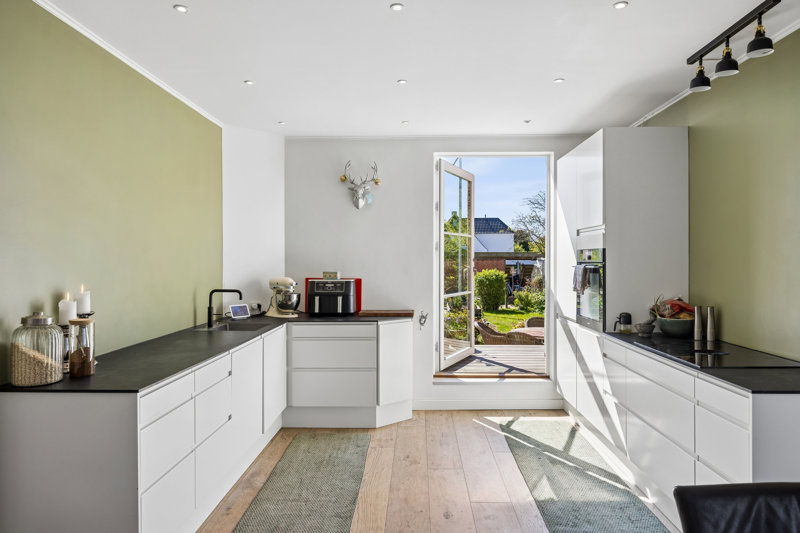 Property image number 8