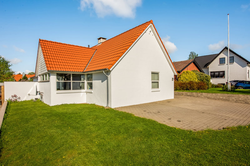 Property image number 2