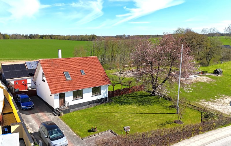 Property image number 2