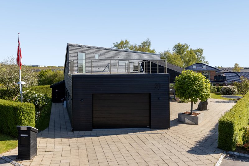 Property image number 1
