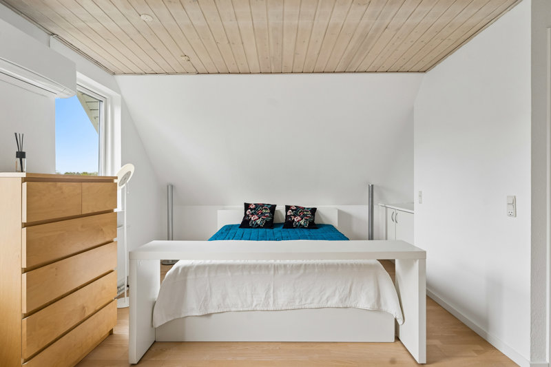 toggle-gallery-image