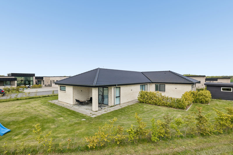 Property image number 2
