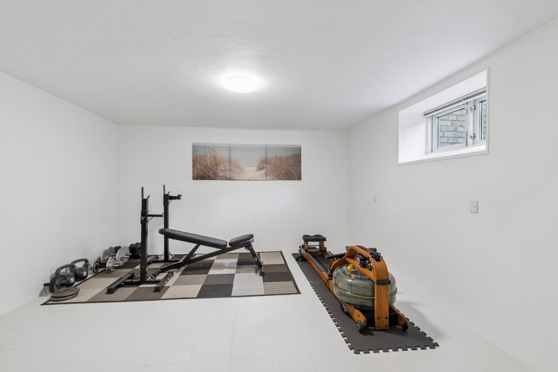 toggle-gallery-image