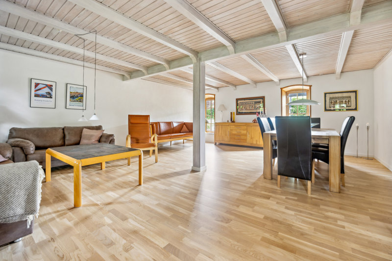 Property image number 8